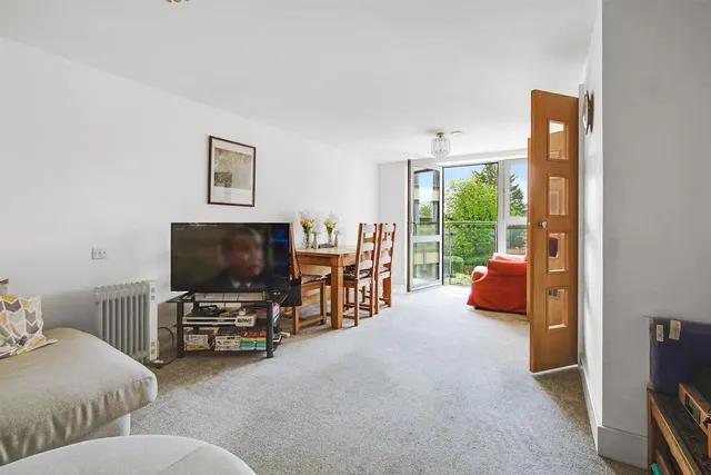 Shotfield, Wallington, SM6, photo 1