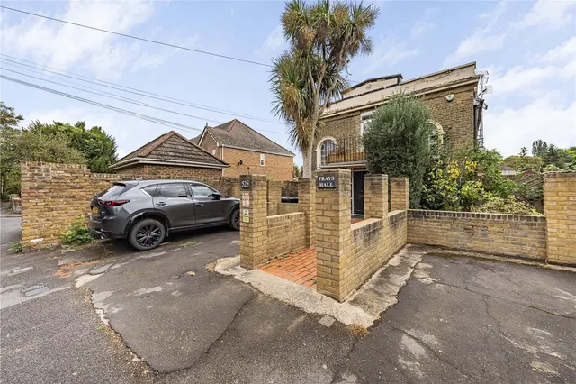 Money Lane, West Drayton, UB7, photo 1
