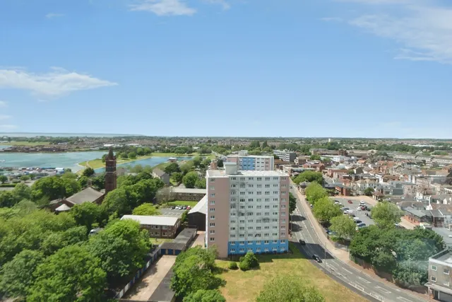 Harbour Tower, Trinity Green, PO12, photo 3