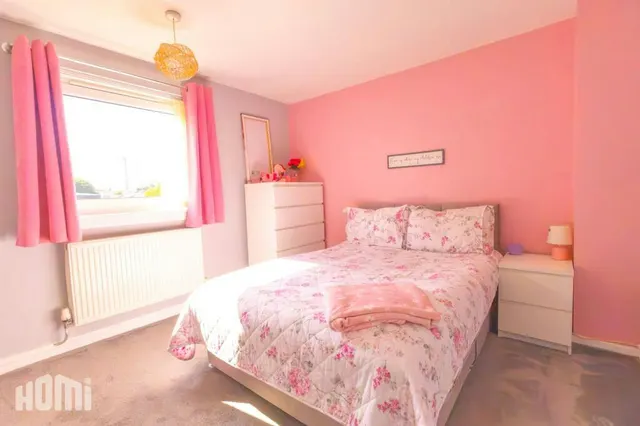 Photo 3 — Thorndyke, East Kilbride, G74
