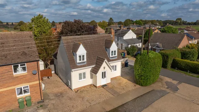 Crown Avenue, Christchurch, Wisbech, PE14 9NE, photo 1