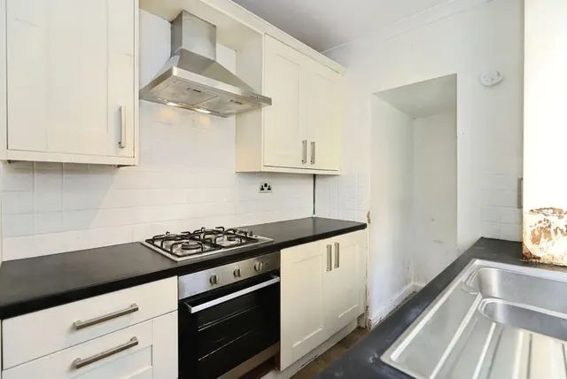 Aldersley Road, Wolverhampton, WV6, photo 3