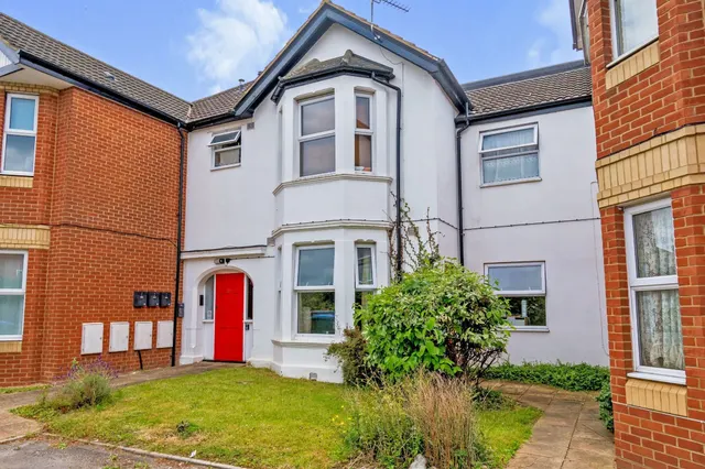 Howard Road, Southampton, photo 1