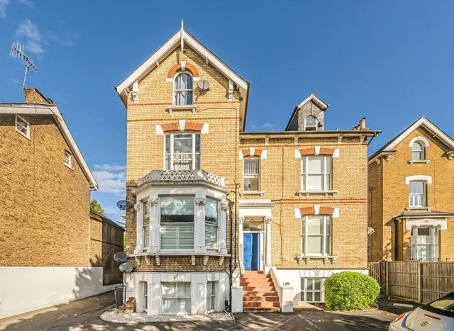 Kingston Hill, Kingston Upon Thames, KT2, photo 1