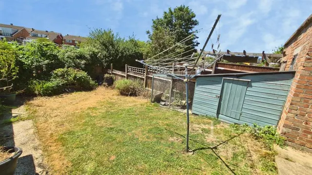 Elmhurst Road, Fareham, PO16, photo 3