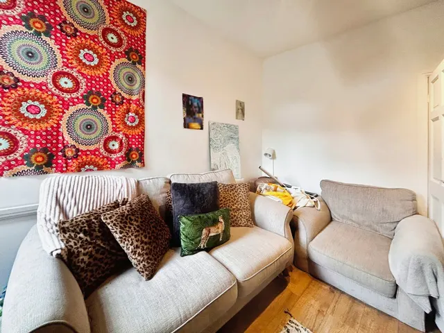 Thorn Grove, Manchester, M14, photo 3