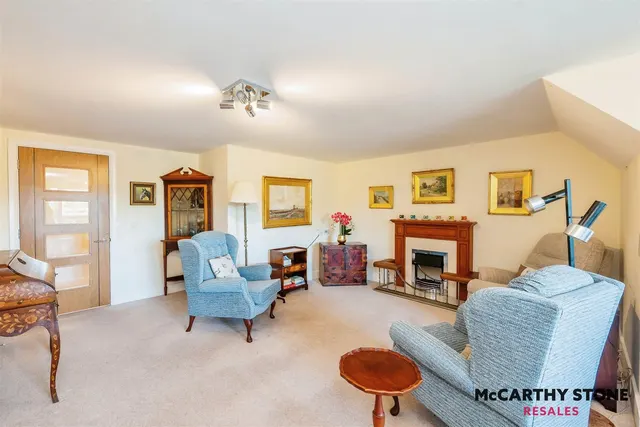 Hanbury Road, Droitwich, WR9, photo 3