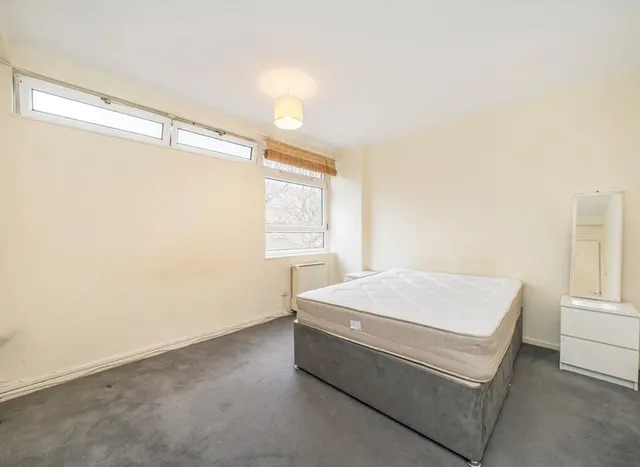 Photo 2 — Lacy Road, Putney, SW15