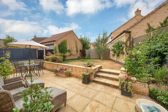 Uffington Road, Barnack, PE9, photo 2