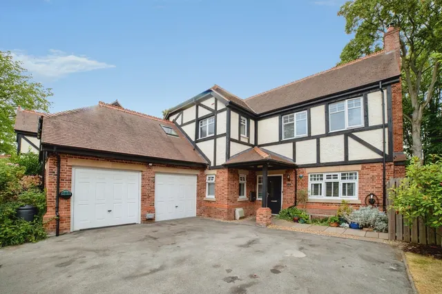New Park Lane, Mansfield, Nottinghamshire, NG18, photo 1