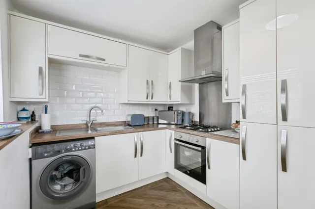 West View Crescent, Goldthorpe, S63, photo 3