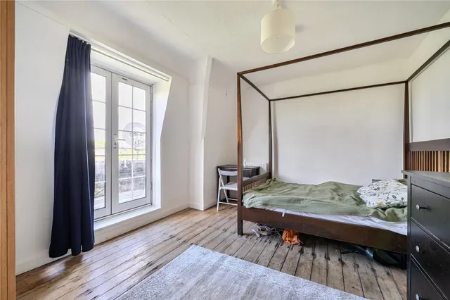 Harmood Street, Chalk Farm, NW1, photo 3