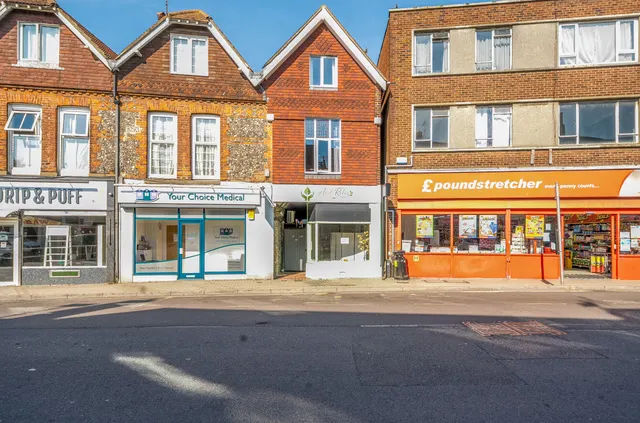 North Road, Lancing, BN15, photo 1