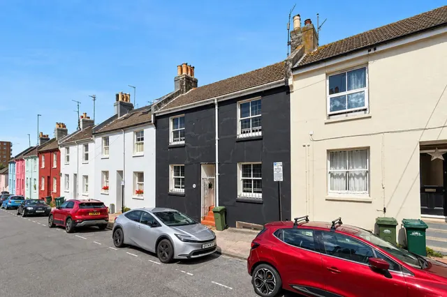 Grove Street, Brighton, BN2, photo 1