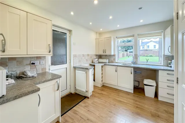 Photo 2 — Manor Road, St. Albans, Hertfordshire, AL2 1PP