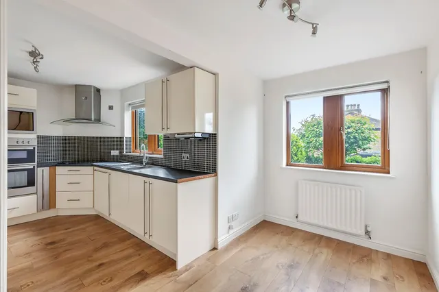 Banklands Avenue, Silsden, BD20, photo 3