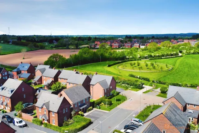 Ettrick Way, Lubbesthorpe, LE19, photo 2