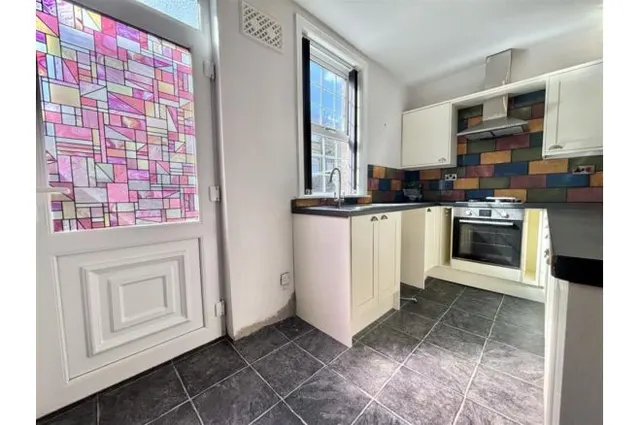 Stanley Street, Brighouse, HD6, photo 3