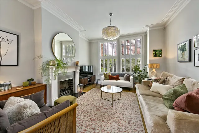 Crown Road, St Margarets, TW1, photo 2