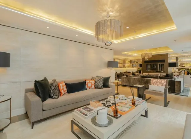 Photo 2 — Arlington Street, St James's, SW1A