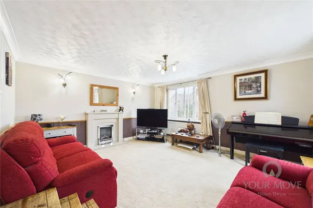 Provence Court, St Giles Park, NN5, photo 2