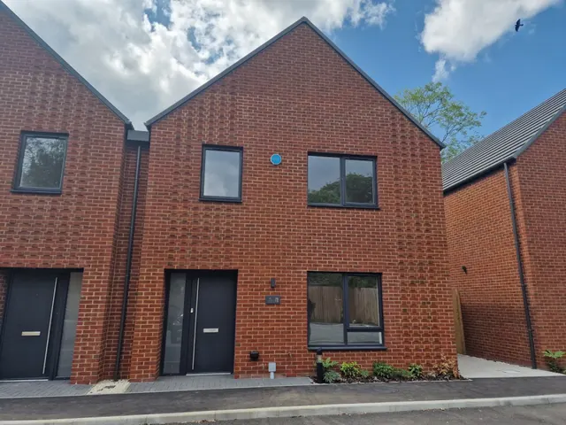 Ash Tree Grove, Peterborough, PE1, photo 1