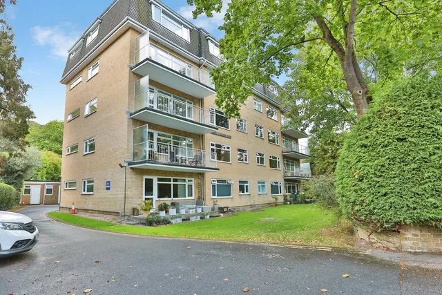 St. Valerie Road, Bournemouth, BH2, photo 1