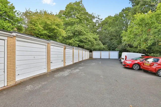 St. Valerie Road, Bournemouth, BH2, photo 3