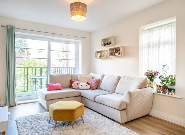 Samuelson Place, Isleworth, TW7, photo 3