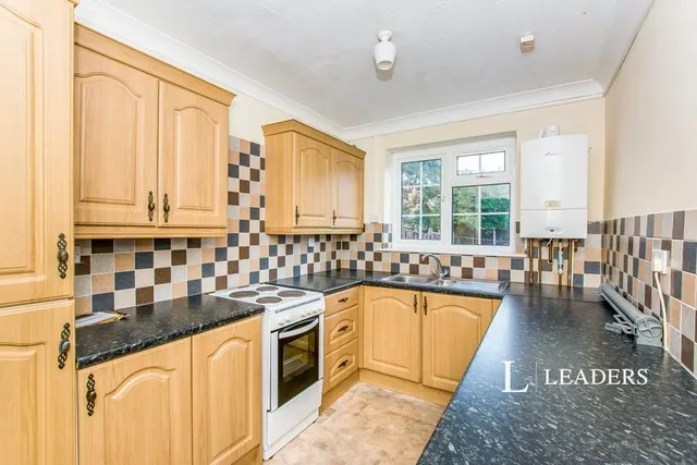 Alder Grove, Boston, PE21, photo 1