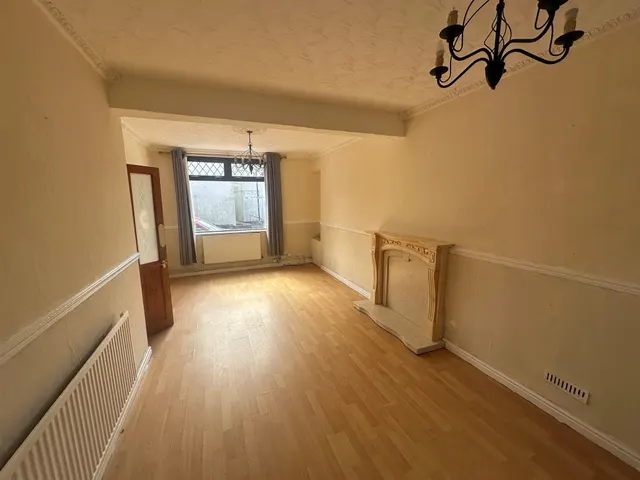 Treharne Row, Maesteg, CF34, photo 3