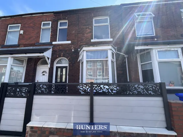 Denton Road, Audenshaw, M34, photo 1