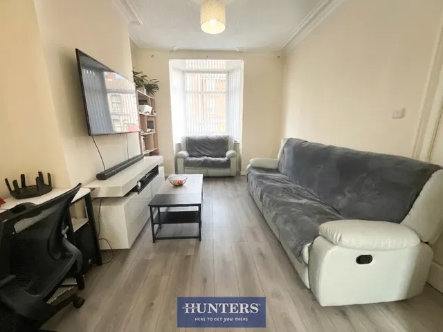 Denton Road, Audenshaw, M34, photo 3