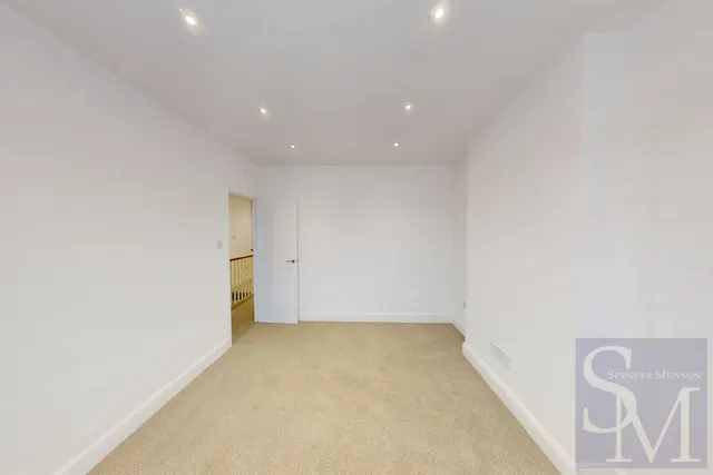 Marlborough Road, Chingford, E4, photo 3
