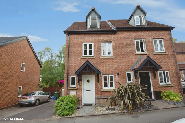 Whitworth Square, Cardiff, CF14, photo 1