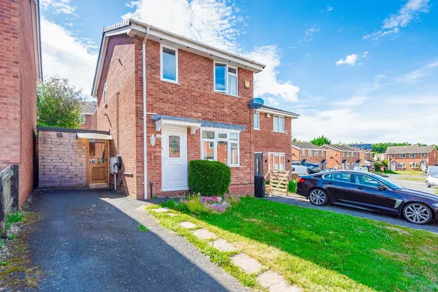 Beckbury Drive, Stirchley, Telford TF3 1EE, photo 1