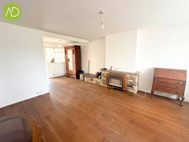 Dorchester Avenue, Hoddesdon, EN11, photo 2