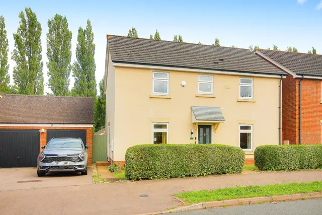 Staxton Drive Kingsway, Quedgeley, Gloucester, GL2, photo 1