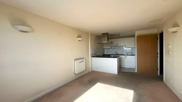 Photo 3 — 1 Throwley Way, Sutton, SM1
