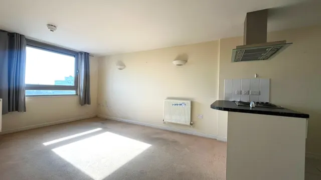 1 Throwley Way, Sutton, SM1, photo 1
