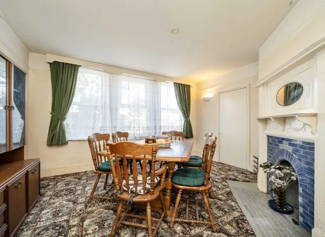 Photo 2 — Fairlawn Grove, Chiswick, W4