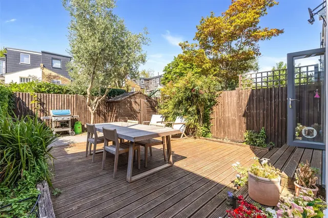 Photo 3 — Sidney Road, Twickenham, TW1