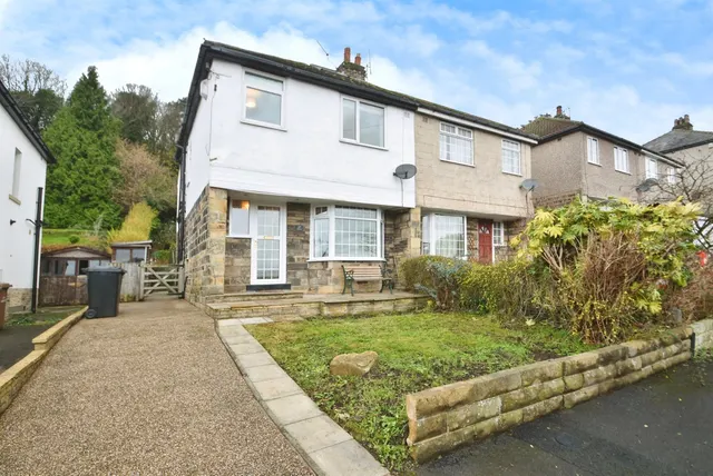Photo 3 — St. Aidans Road, Baildon, Shipley
