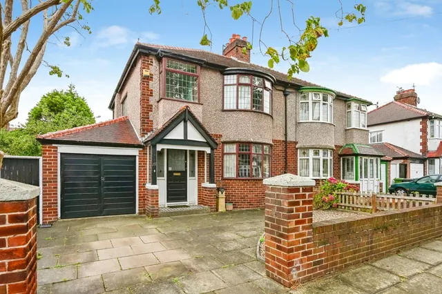 Brendale Avenue, Liverpool, L31, photo 1