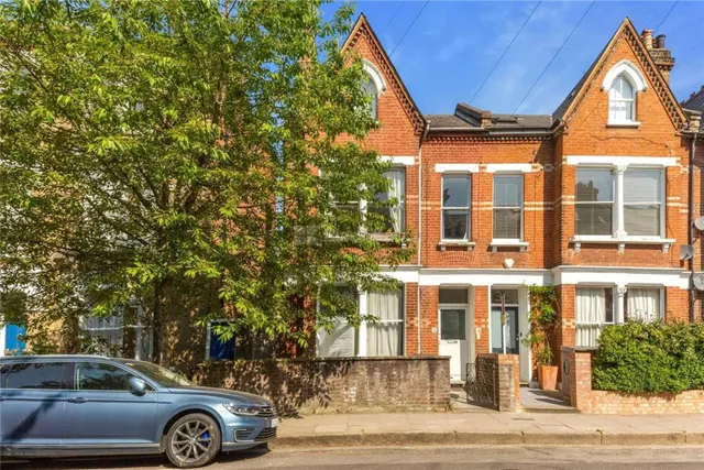 Fairbridge Road, N19, photo 1