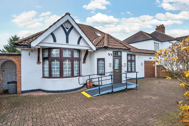 Park Avenue, West Wickham, BR4, photo 1