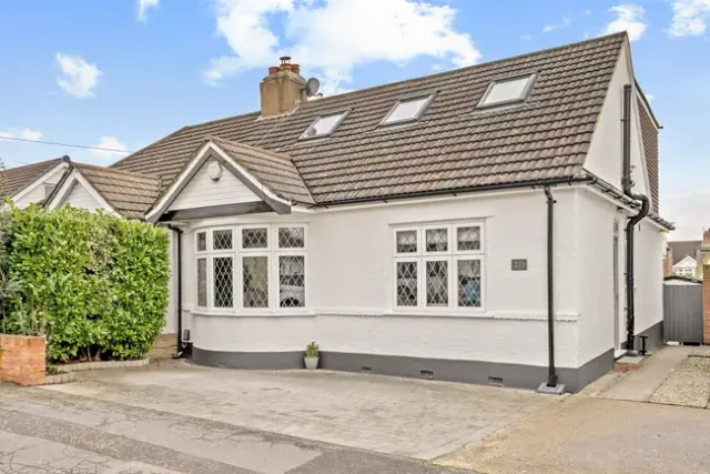 Prospect Road, Woodford Green, IG8