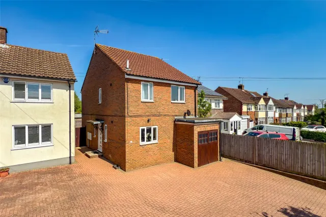 Tippendell Lane, St. Albans, Hertfordshire, AL2 3HJ, photo 1