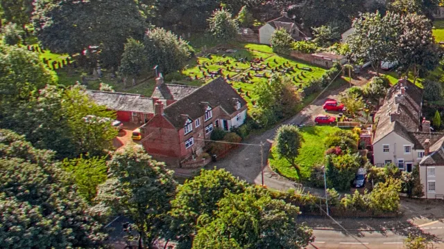 Church Bank, Audley, photo 1