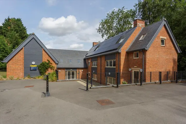 Former Bishopstrow College, Warminster, BA12, photo 3